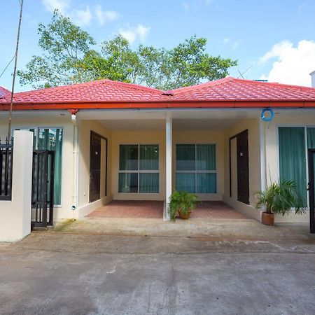 Vista Residence Yangon Luaran gambar