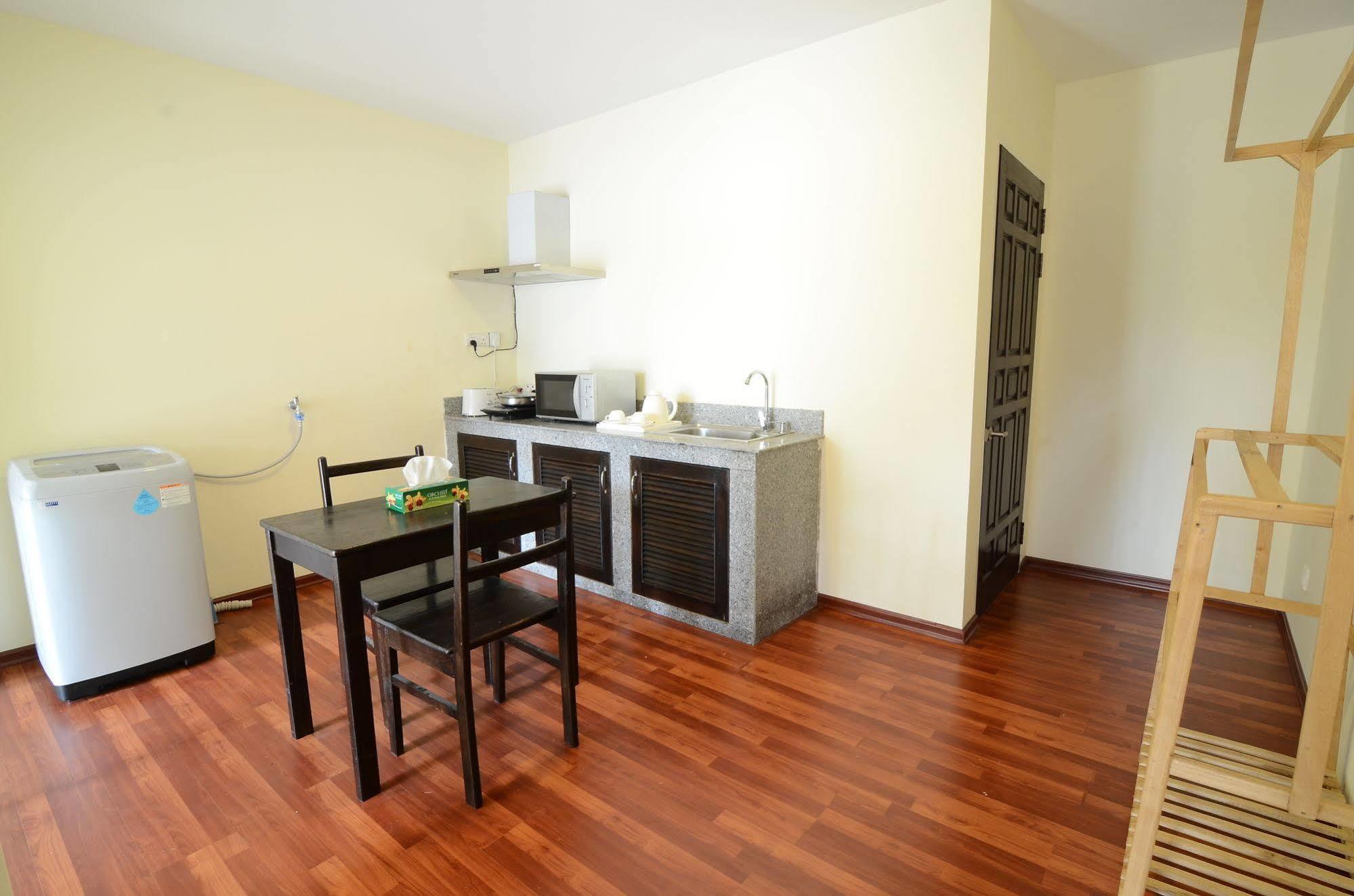 Vista Residence Yangon Luaran gambar